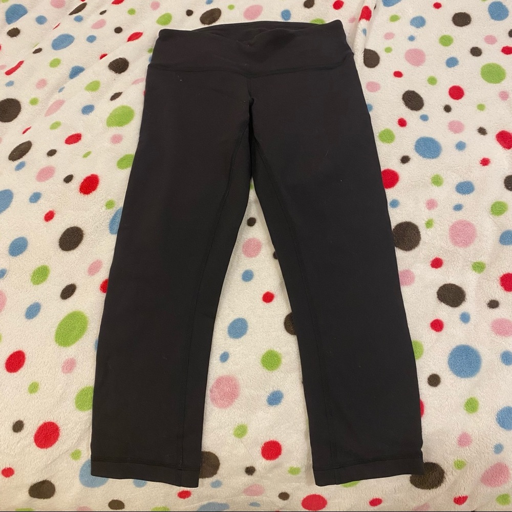 Lululemon cropped leggings